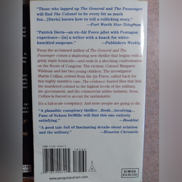 Paperback book bundle (4) - Picture 5 of 5